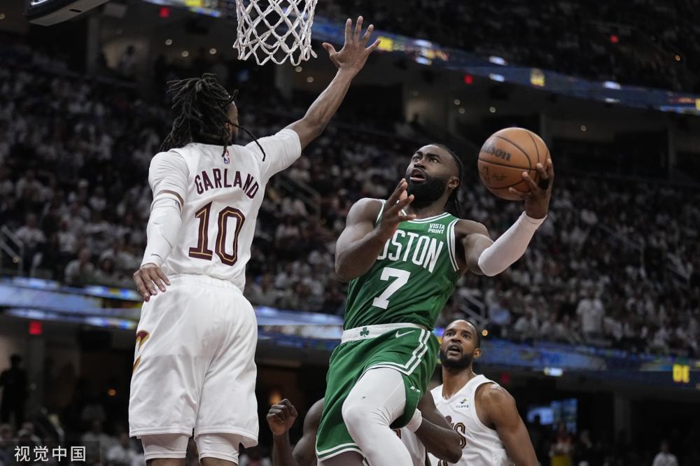 两大豪门的 两大豪门的